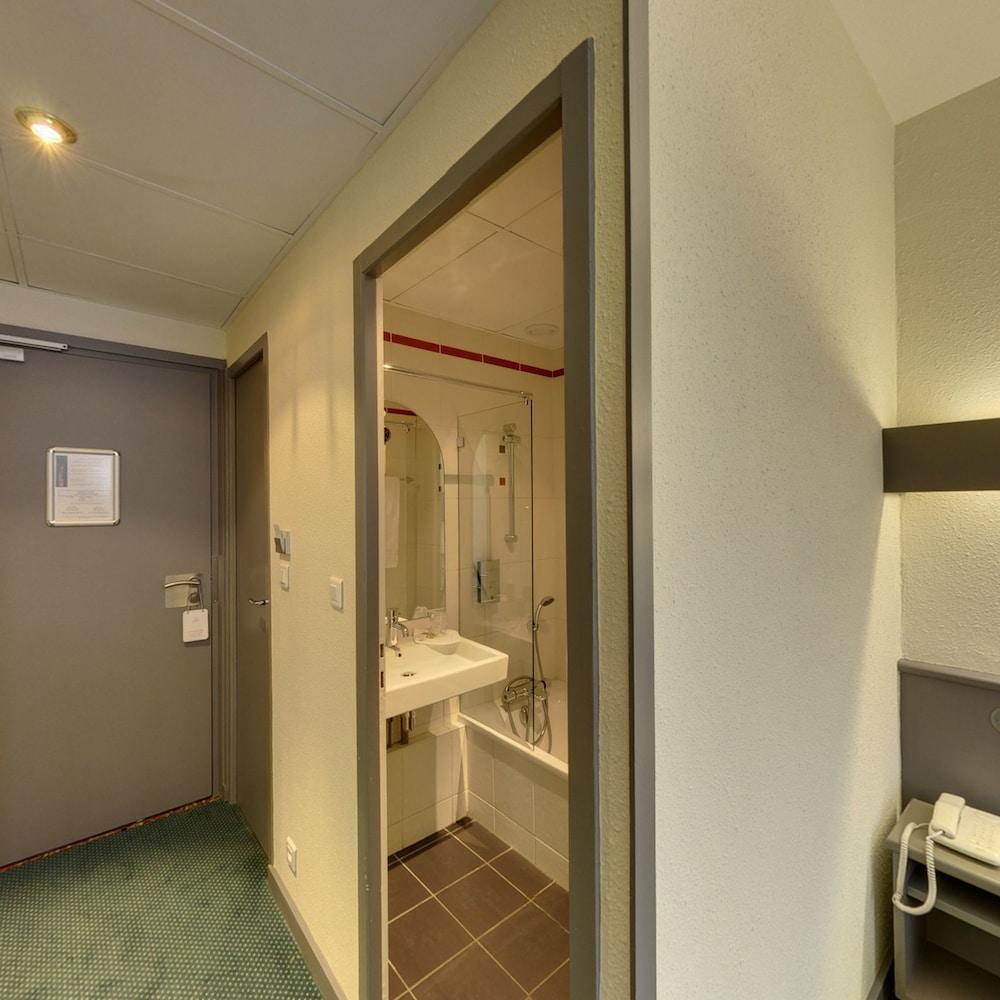 Hotel De La Cloche Dole Kültér fotó